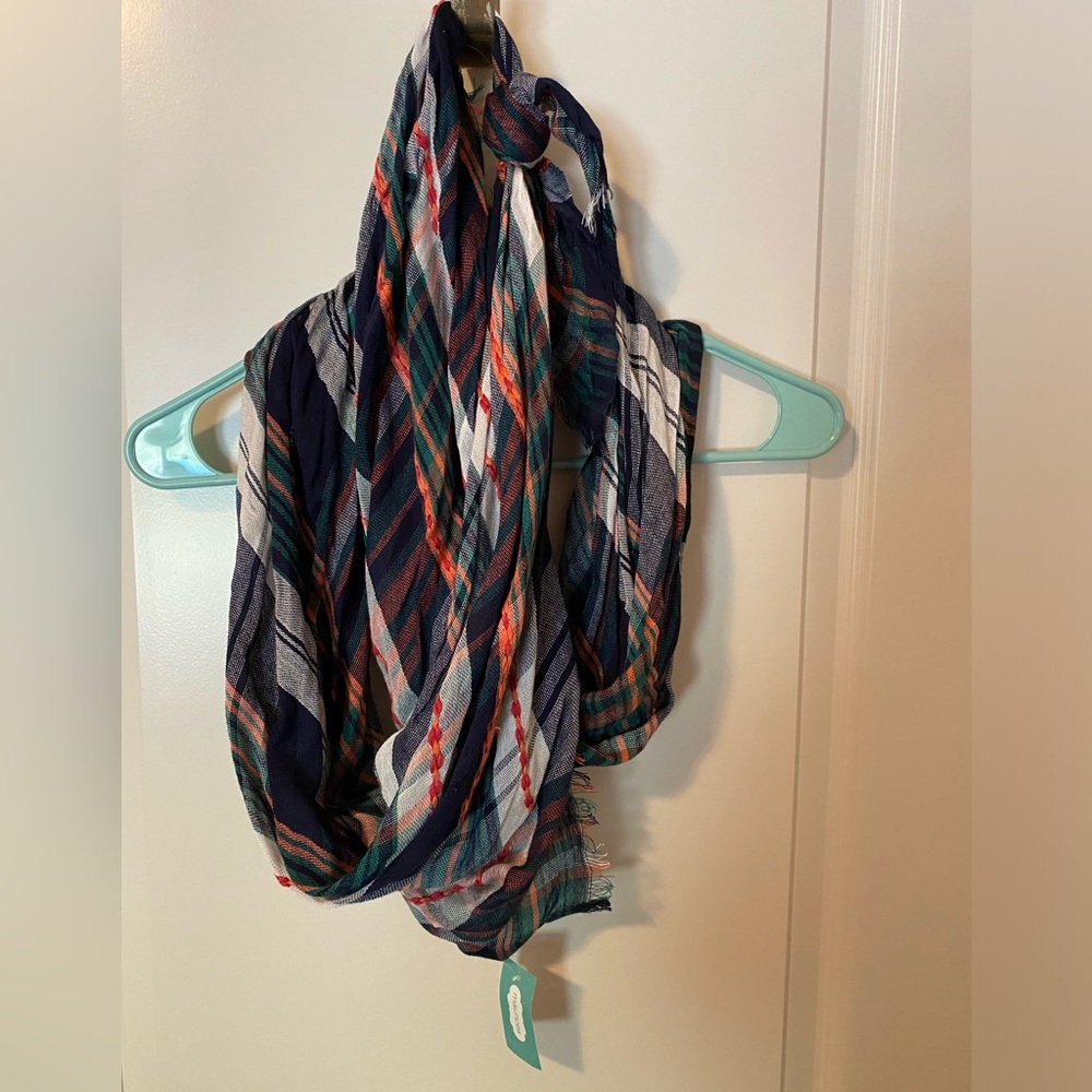 NWT Plaid Scarf